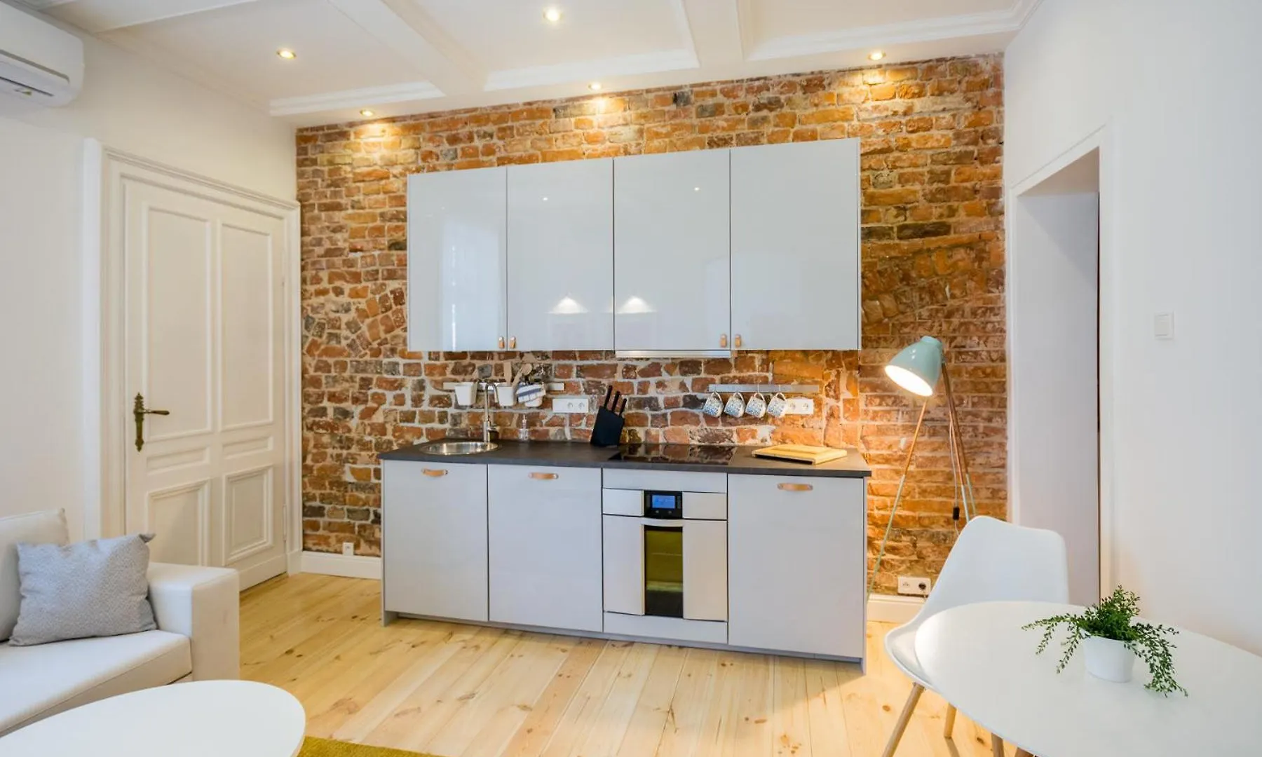 Comfortable Apartment By Market Square With Ac As Home S4A Wrocław