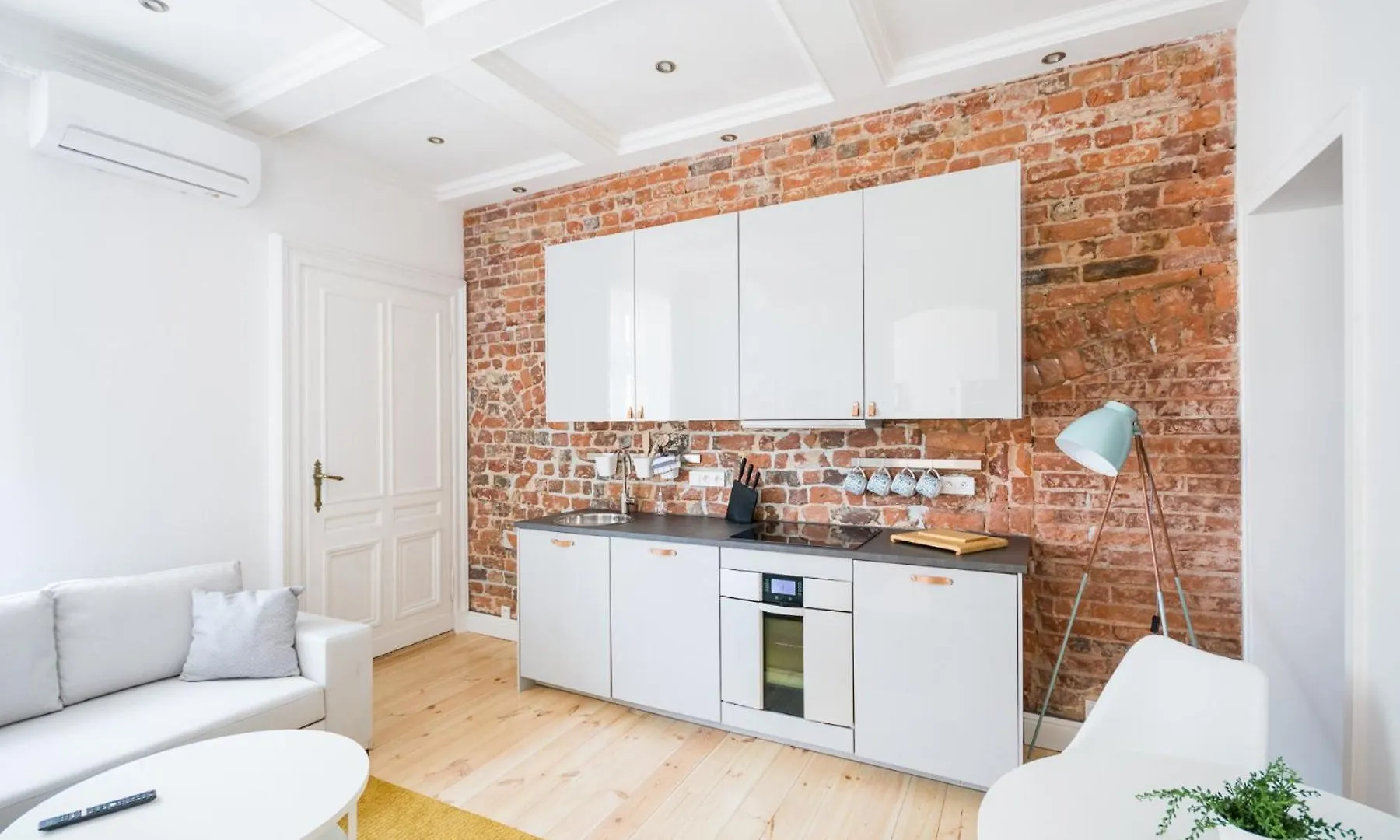 Comfortable Apartment By Market Square With Ac As Home S4A Wrocław Polen
